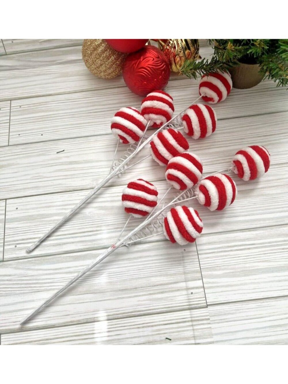 2x Red & White Candy Ball Christmas Picks Swirl Pom Pom Christmas Ornament U22
